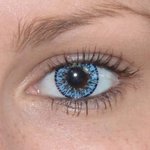Elegance aqua v detailu na původní barvě očí hnědé